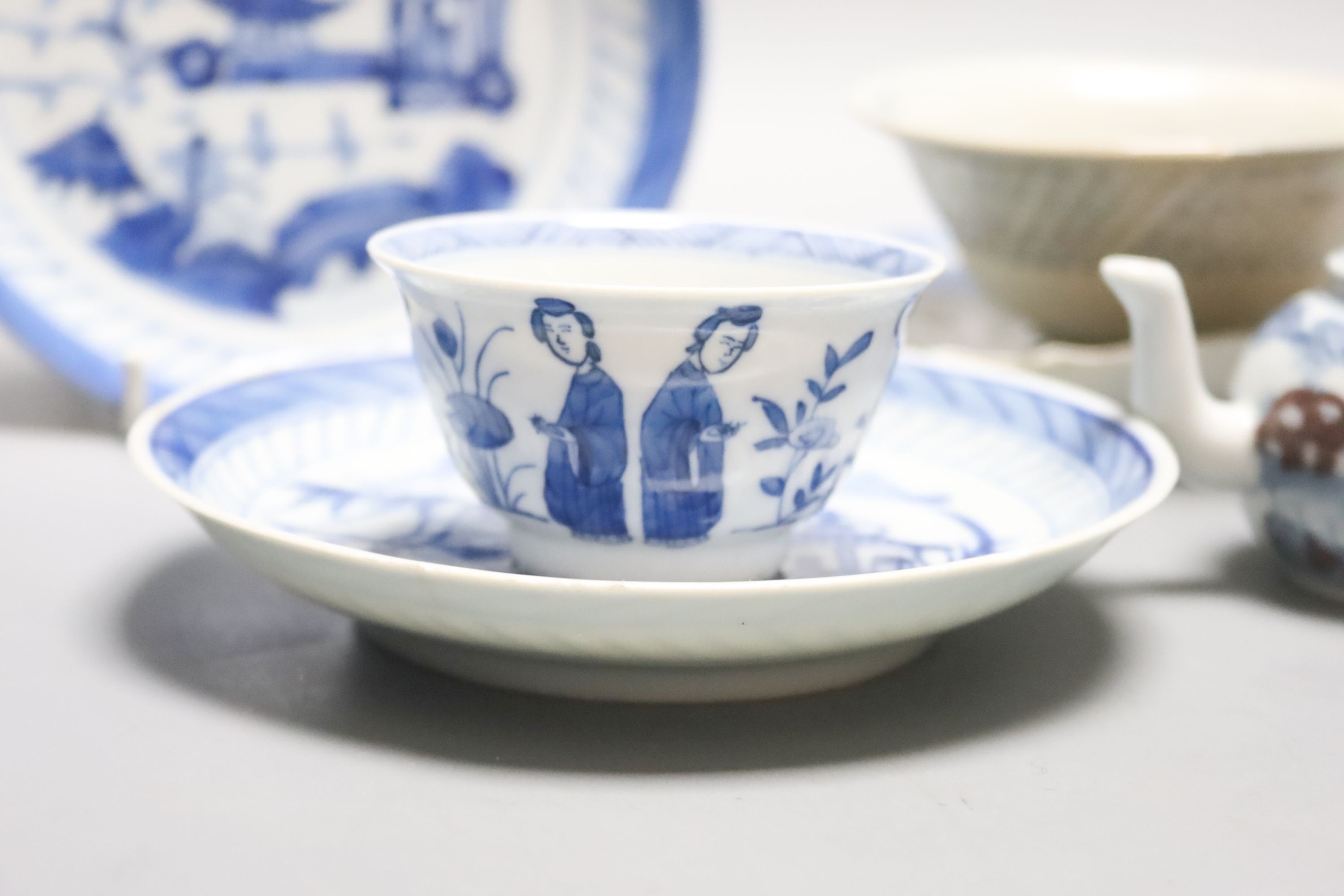Assorted Chinese and oriental ceramics.